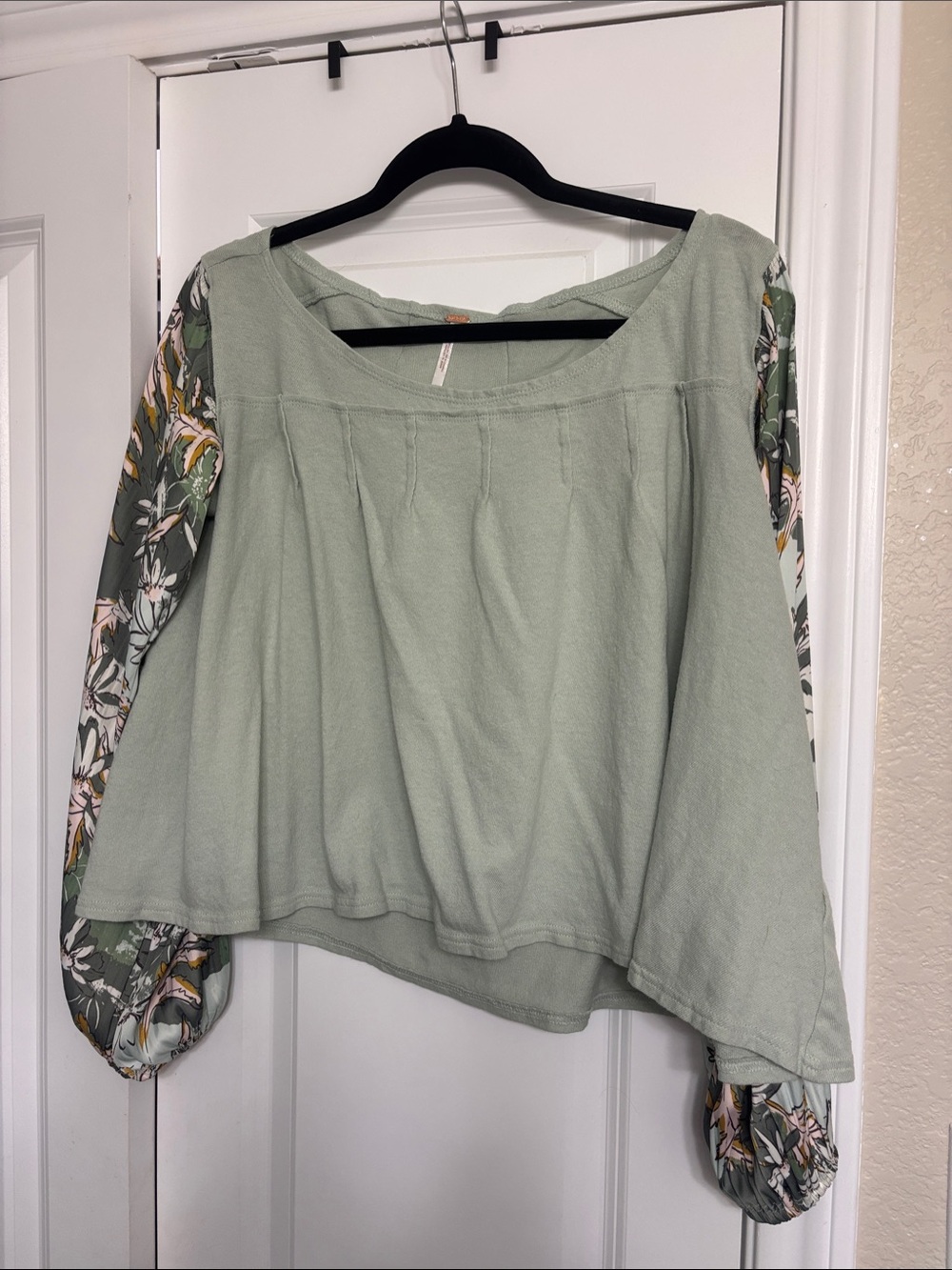 Free people  Sage Green Women's Top